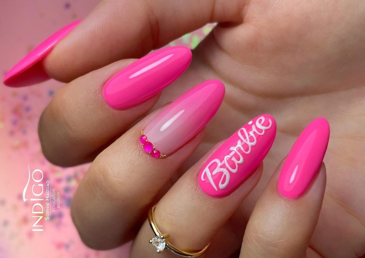 Jogos De Pintar Unhas Da Barbie